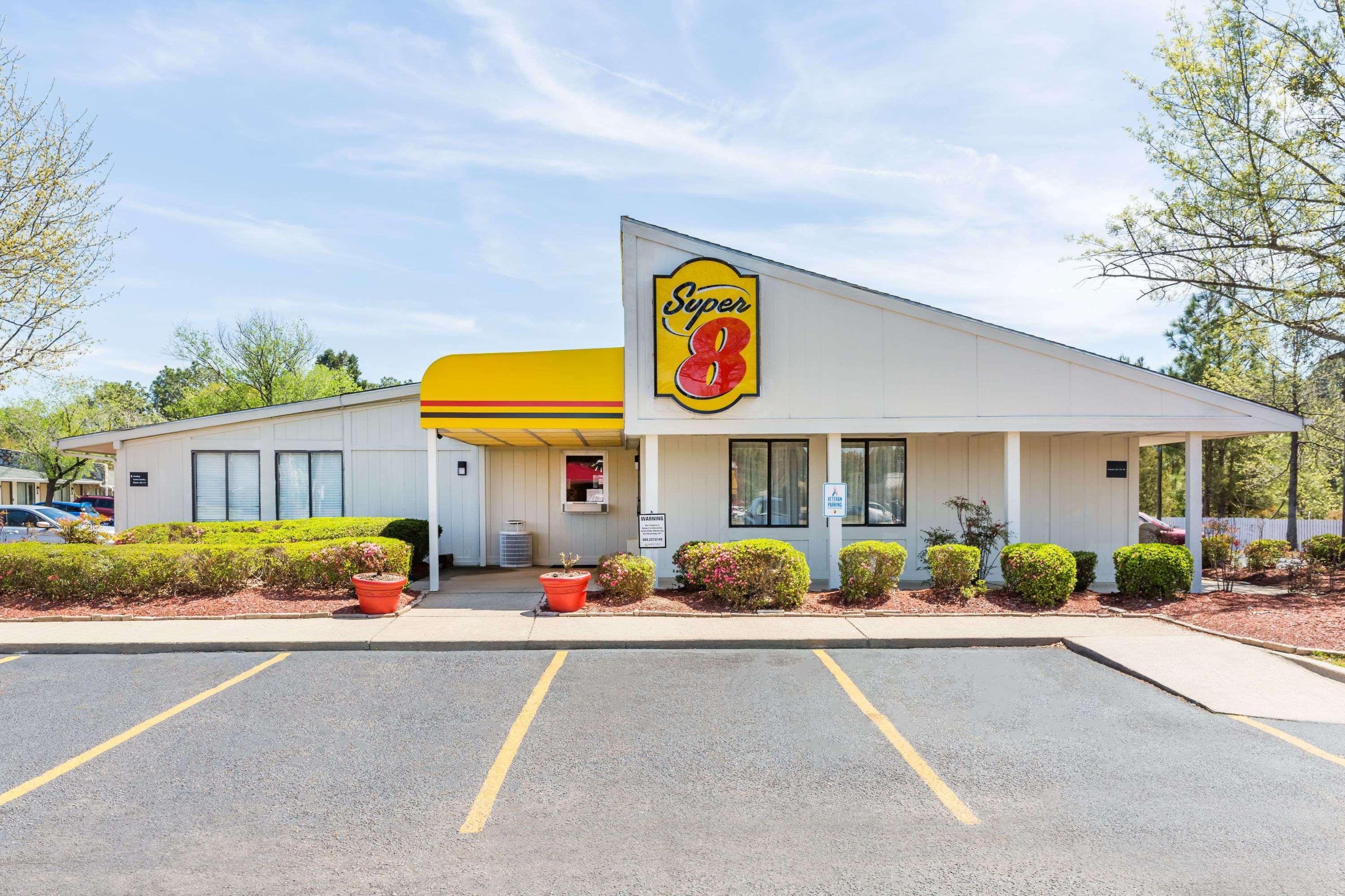 Super 8 By Wyndham Aberdeen Southern Pines Kültér fotó