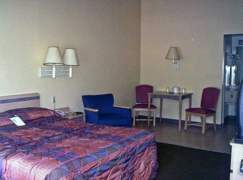 Super 8 By Wyndham Aberdeen Southern Pines Kültér fotó